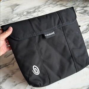 Timbuk2 Black Laptop Tablet Bag with Sleek Professional Design Size Small
